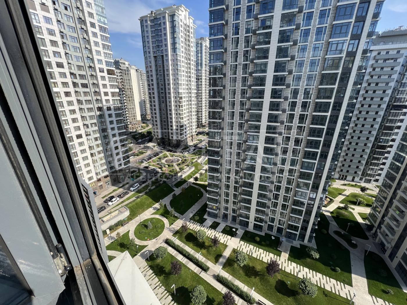 Продаж 4 кімн. квартира, Андрія Верхогляда, ID: 315917347575