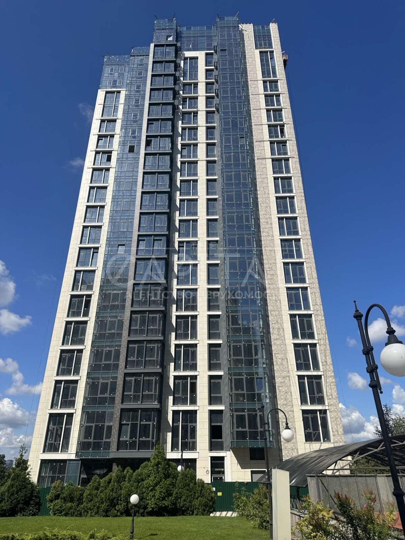 Продаж 3 кімн. квартира, Андрія Верхогляда, ID: A13516