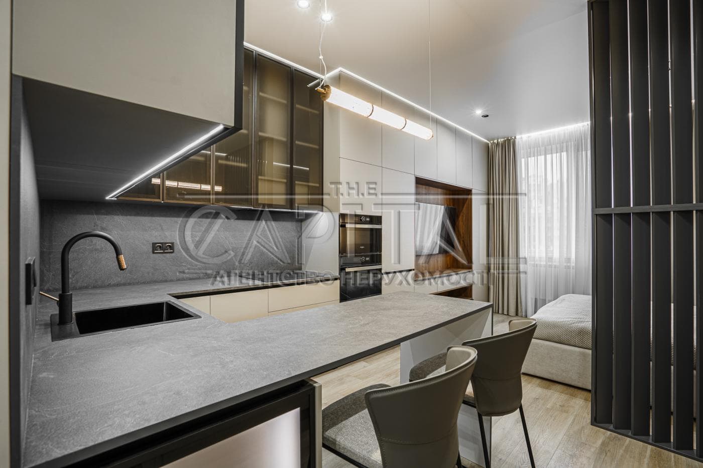 Продажа 1 комн. квартира, Андрія Верхогляда, ID: A12201