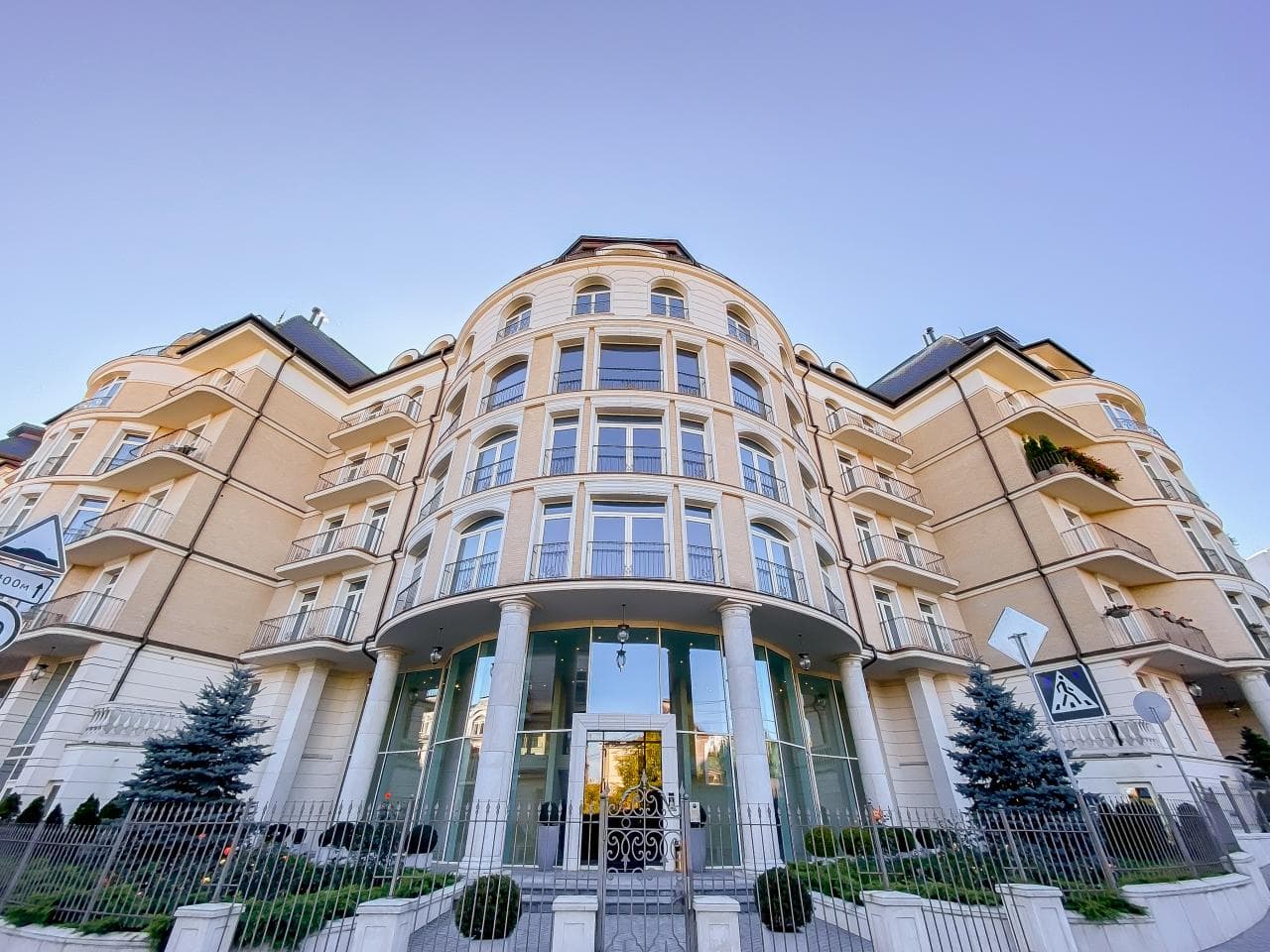 Продажа 5 комн. квартира, Новоселицька, ID: 315913231
